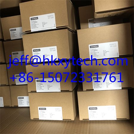6ES7215-1AF40-0XB0 (2).JPG
